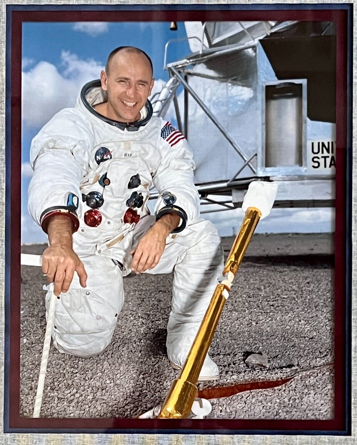 Alan Bean-Apollo 12 signed cut