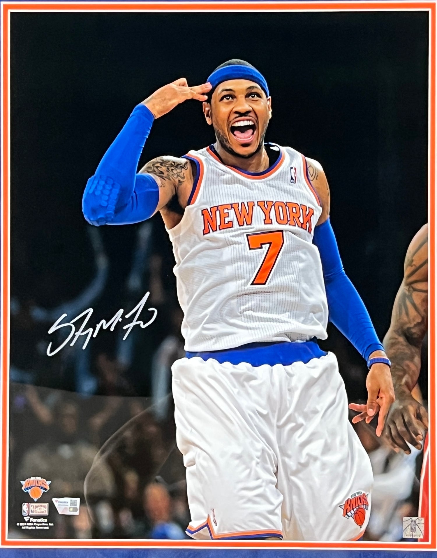 Carmelo Anthony-New York Knicks signed 16x20 Photo