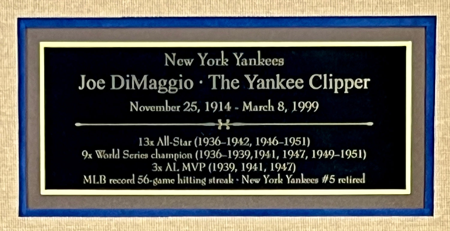 Joe DiMaggio signed 8x10 photo