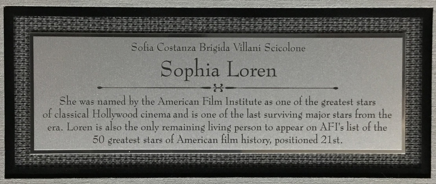 Sophia Loren signed cut