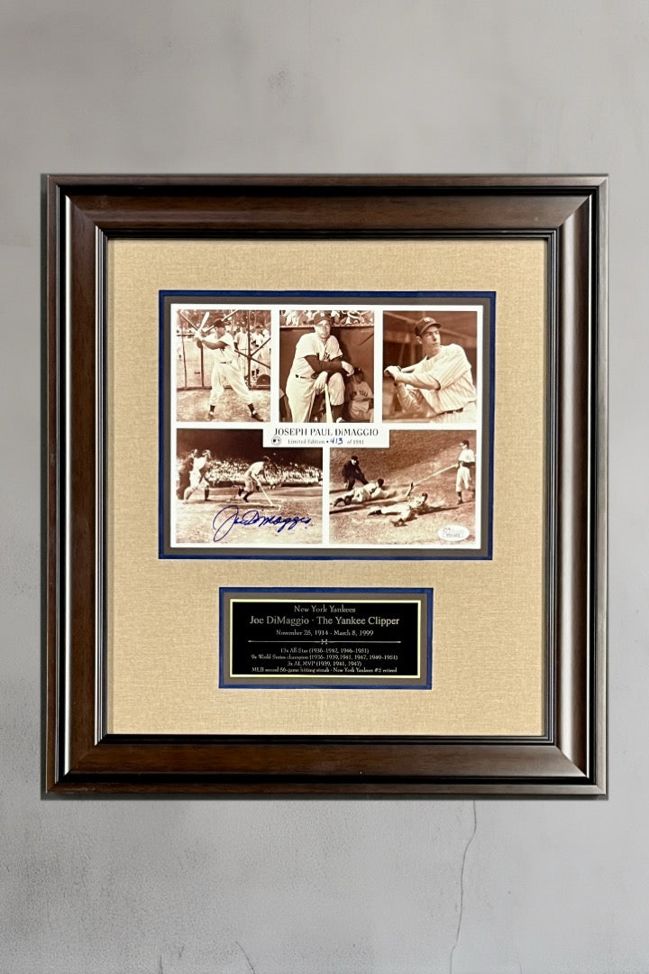 Joe DiMaggio signed 8x10 photo