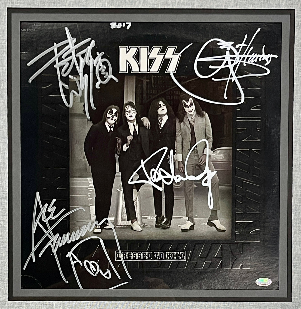 KISS- Dressed to Kill signed album