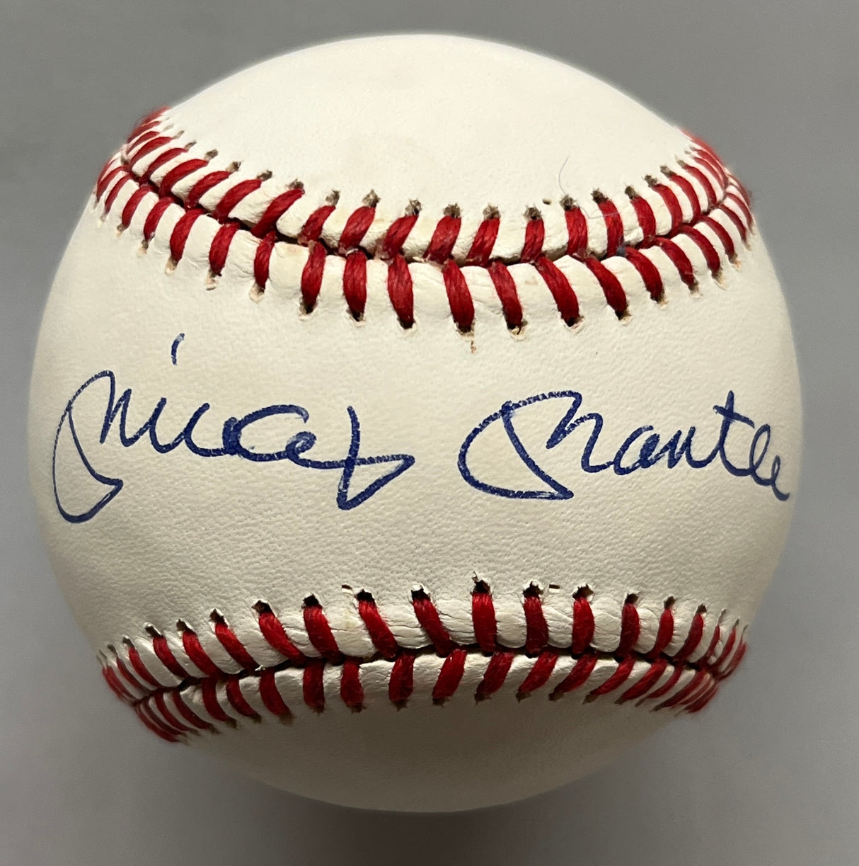 Mickey Mantle signed A.L. Baseball-PSA 8.5