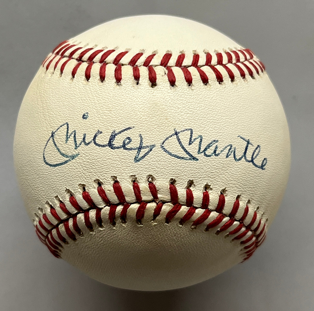 Mickey Mantle signed A.L. Baseball-JSA ZZ25048