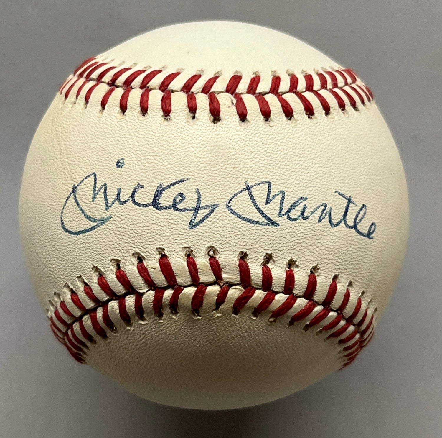 Mickey Mantle signed A.L. Baseball-JSA ZZ25048