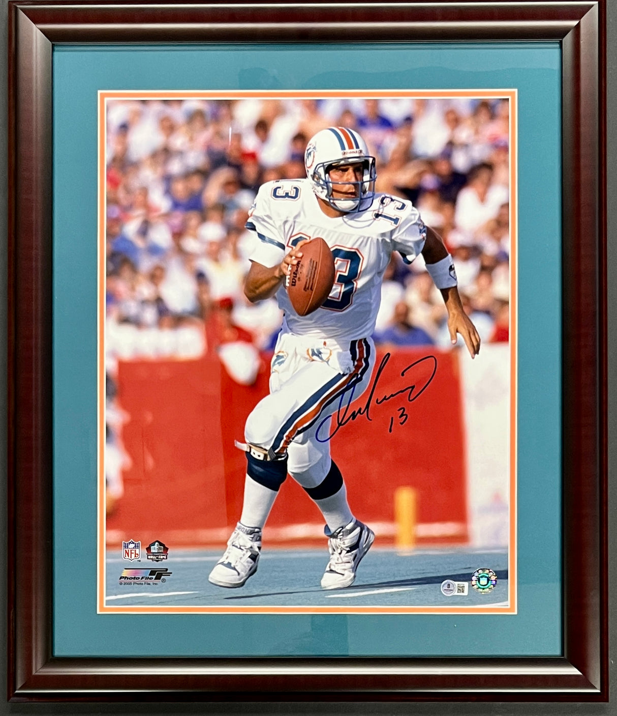 Dan Marino signed 16x20 photo