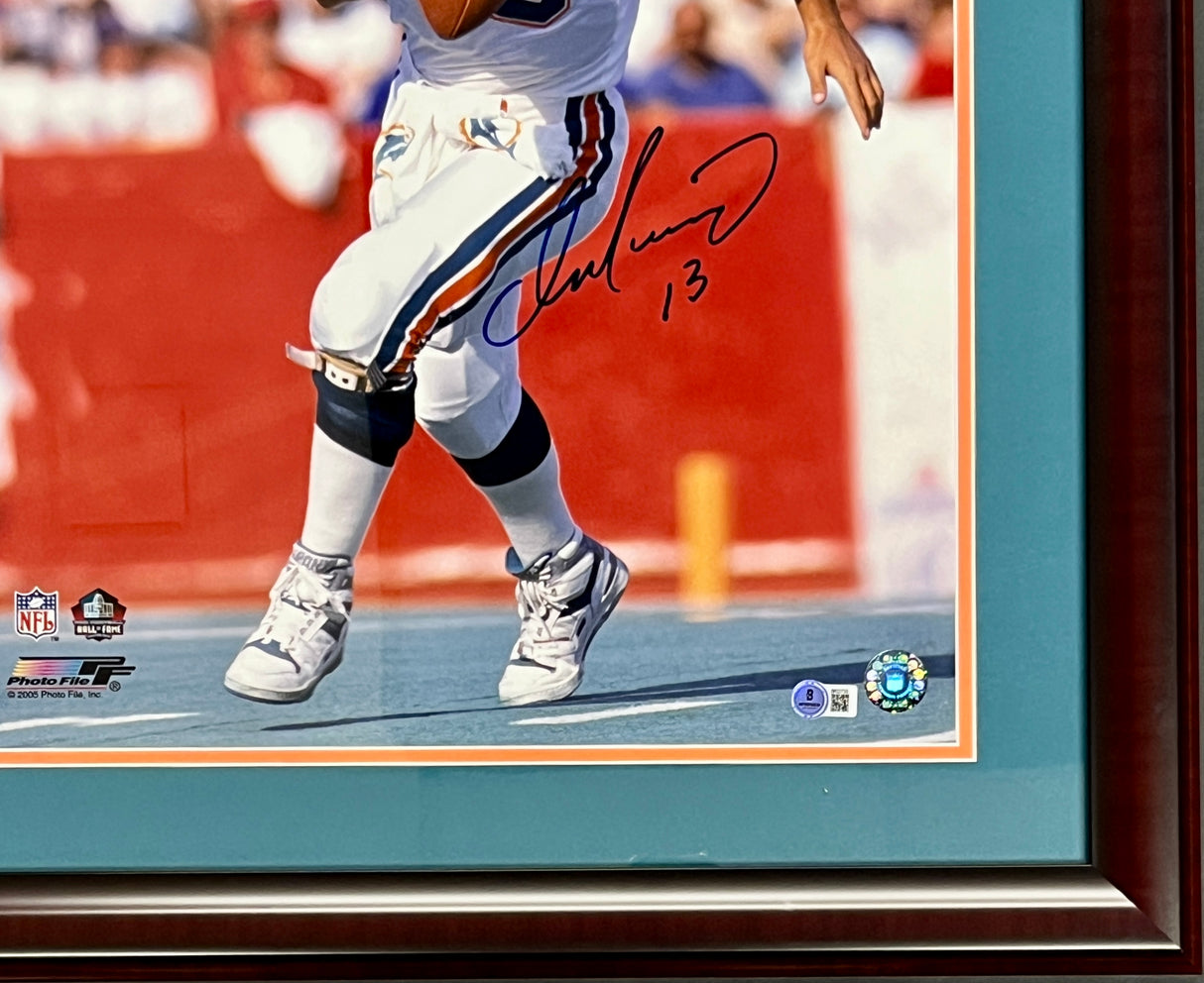 Dan Marino signed 16x20 photo