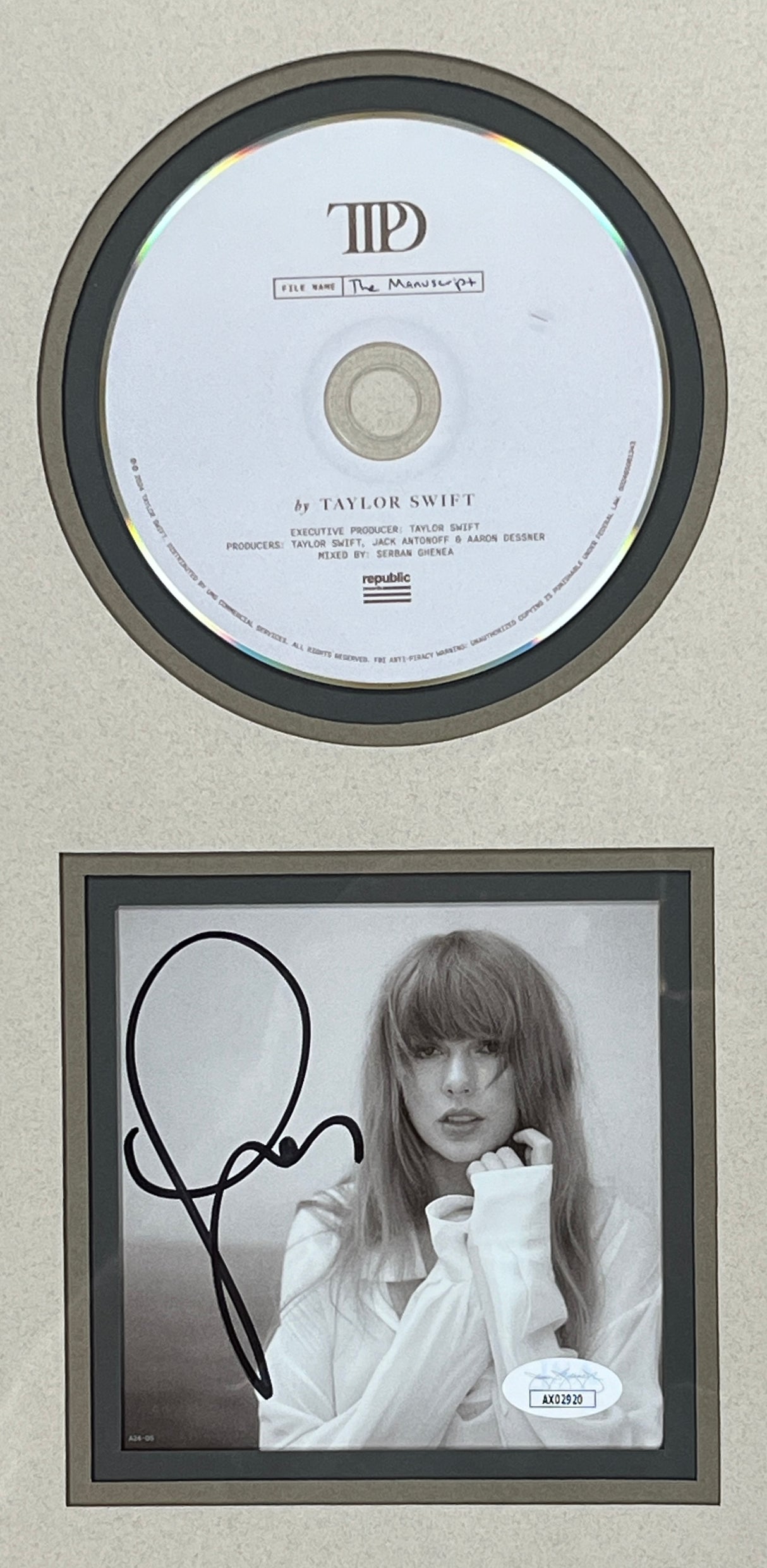 Taylor Swift-Tortured Poets signed CD