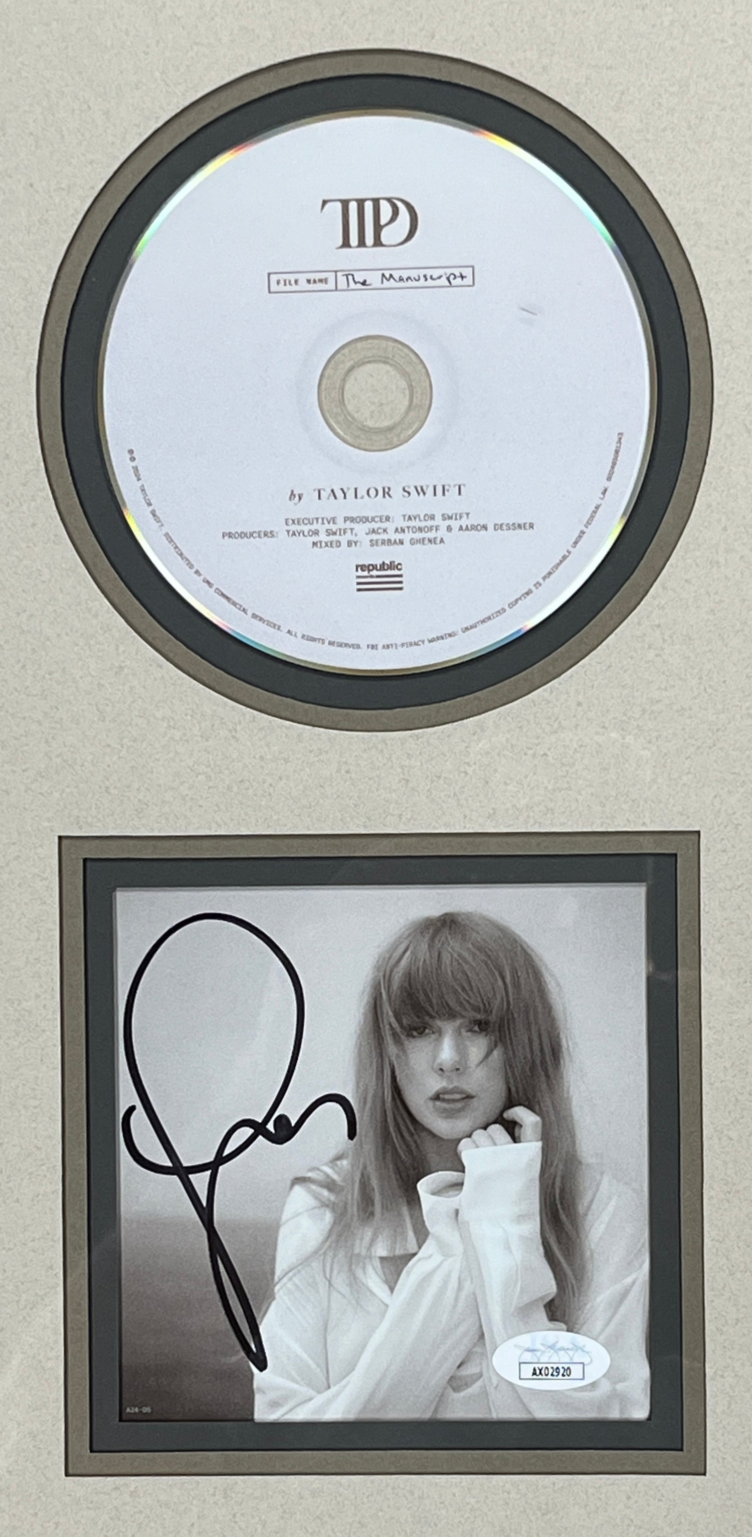 Taylor Swift-Tortured Poets signed CD