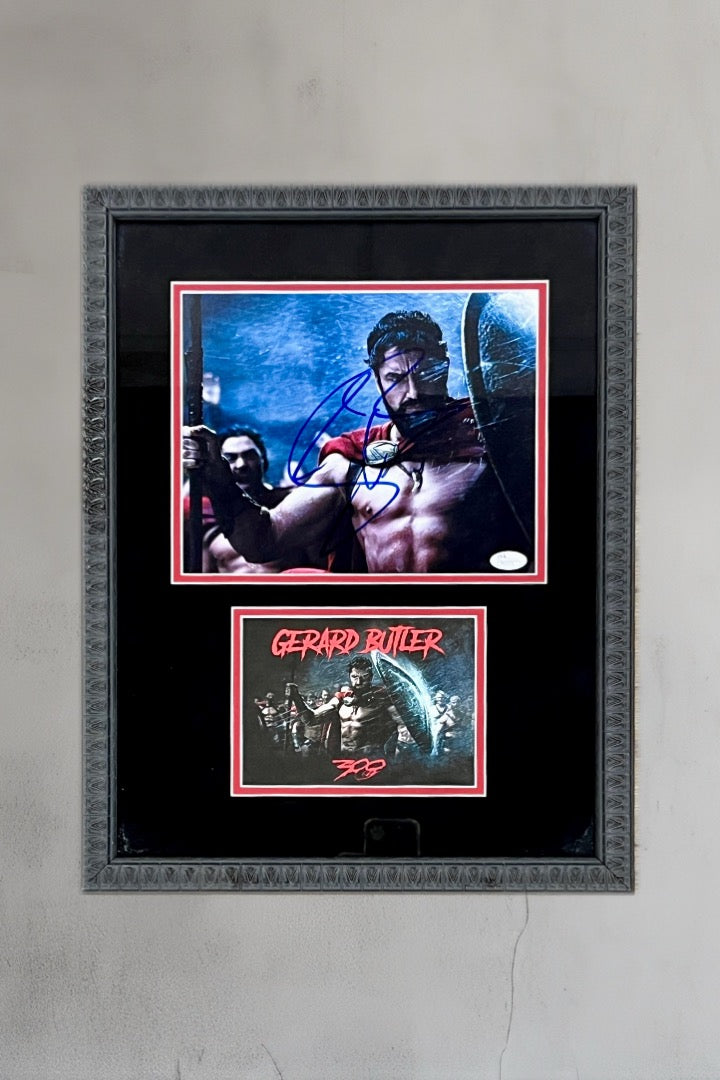 Gerard Butler-King Leonidas 300 signed photo