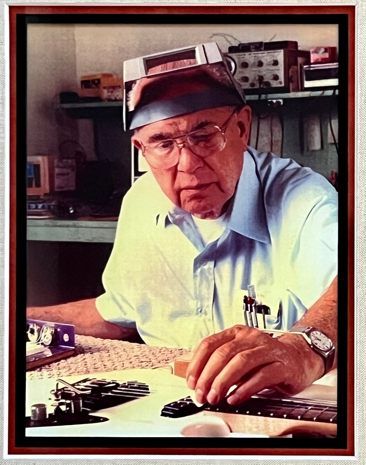 Leo Fender-Guitar Pioneer signed check