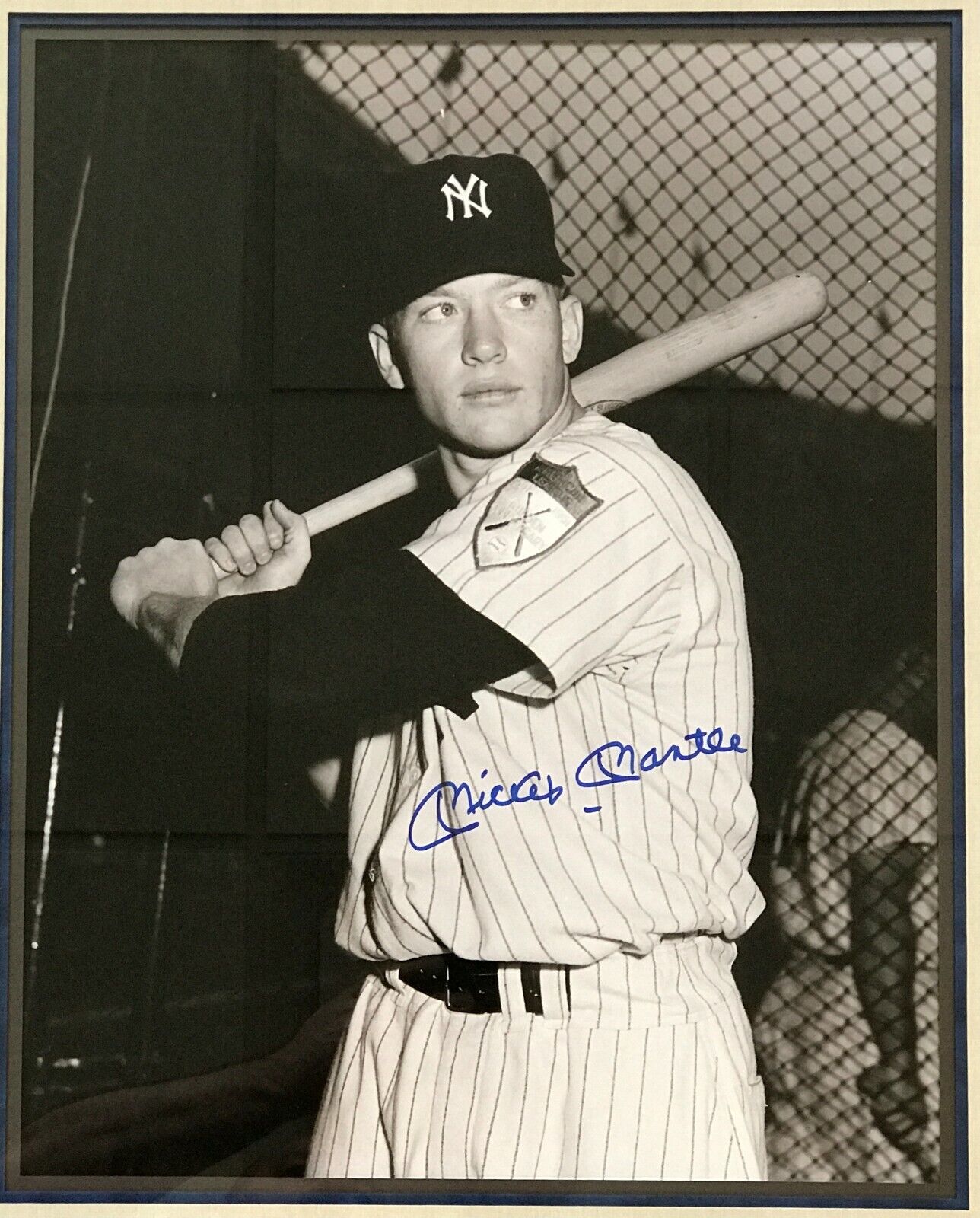 Mickey Mantle signed 16x20 photo
