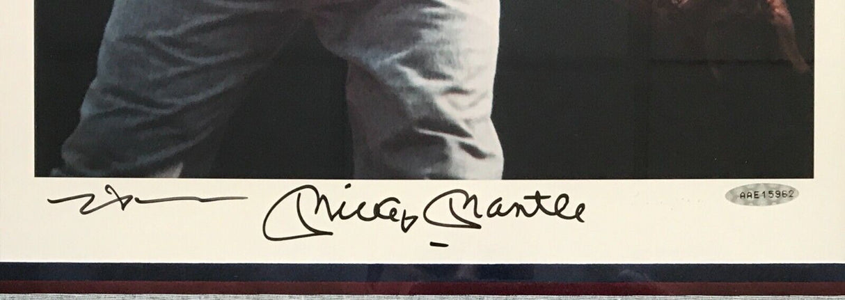 Mickey Mantle signed 16x20 photo