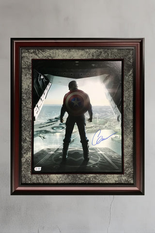 MARVEL Captain America Chris Evans Signed Photograph