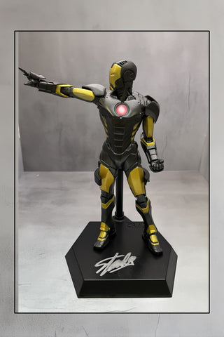 Stan Lee-Marvel Comics signed Ironman statue