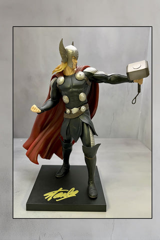 Stan Lee-Marvel Comics signed Thor statue