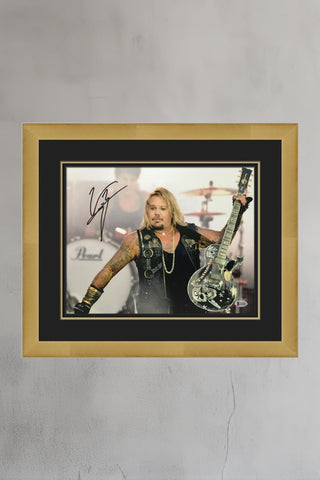 Vince Neil Motley Crue Signed Photograph