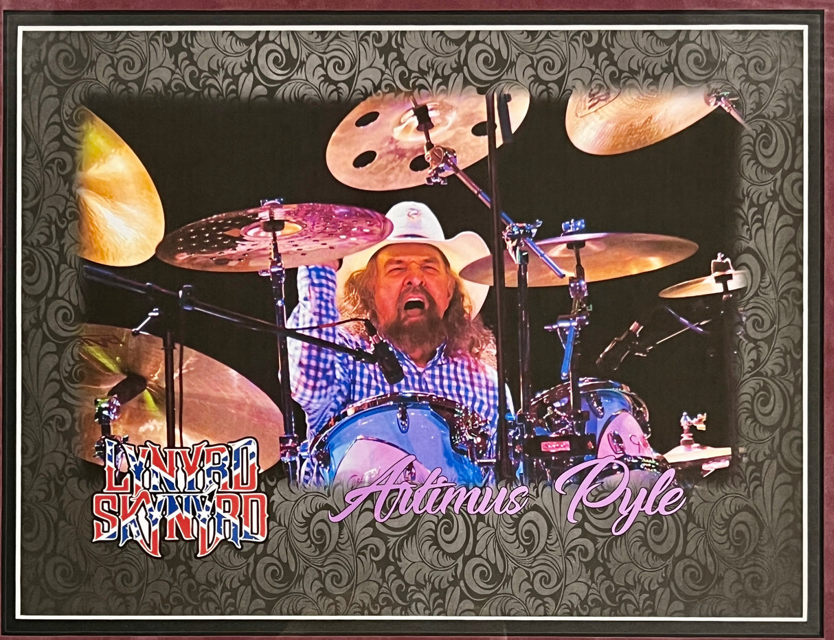 Artimus Pyle-Lynryd Skynyrd signed/inscribed drum head
